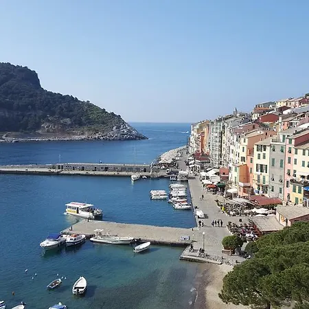 Ostello Porto Venere Hostel *